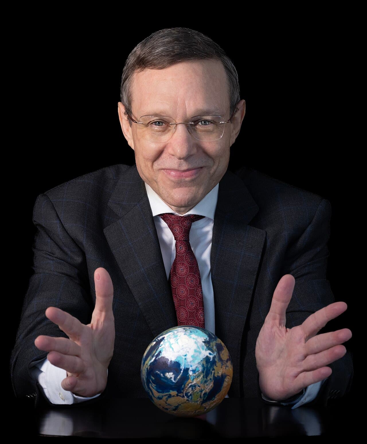Astrofizikçi Avi Loeb